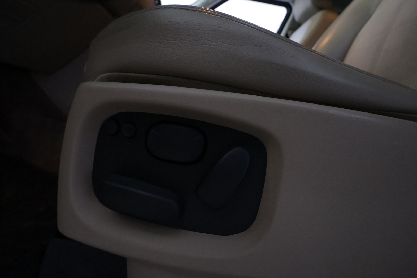 LAND ROVER Discovery 2011