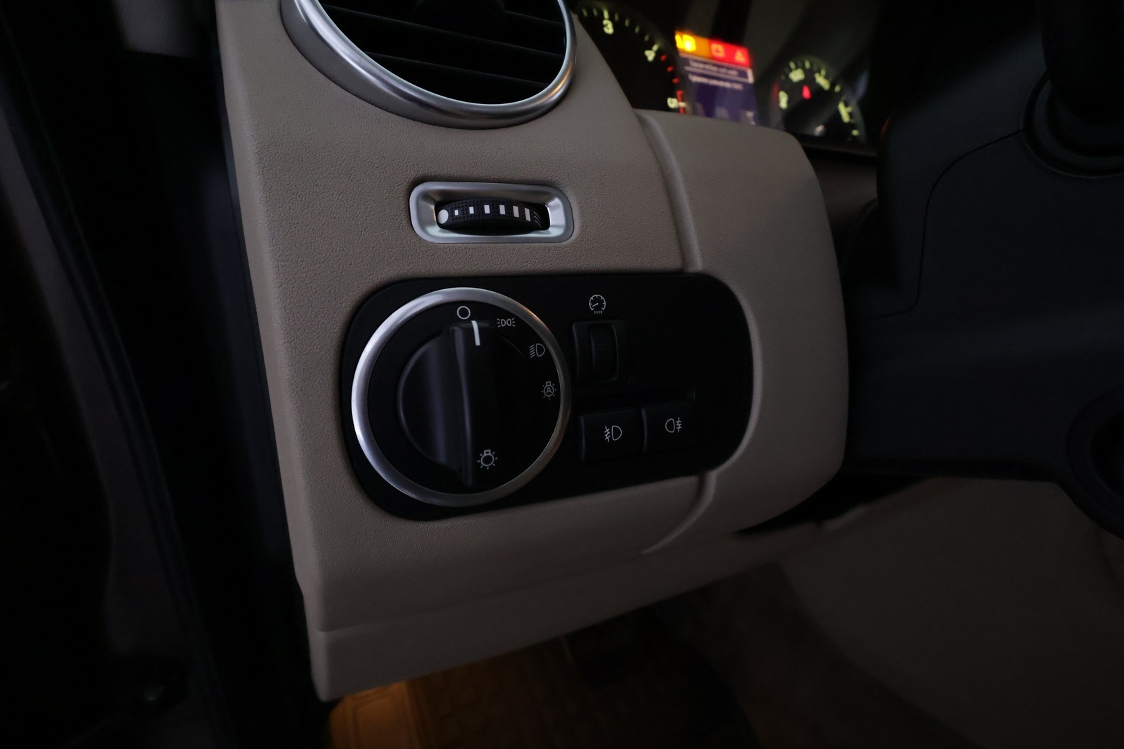 LAND ROVER Discovery 2011