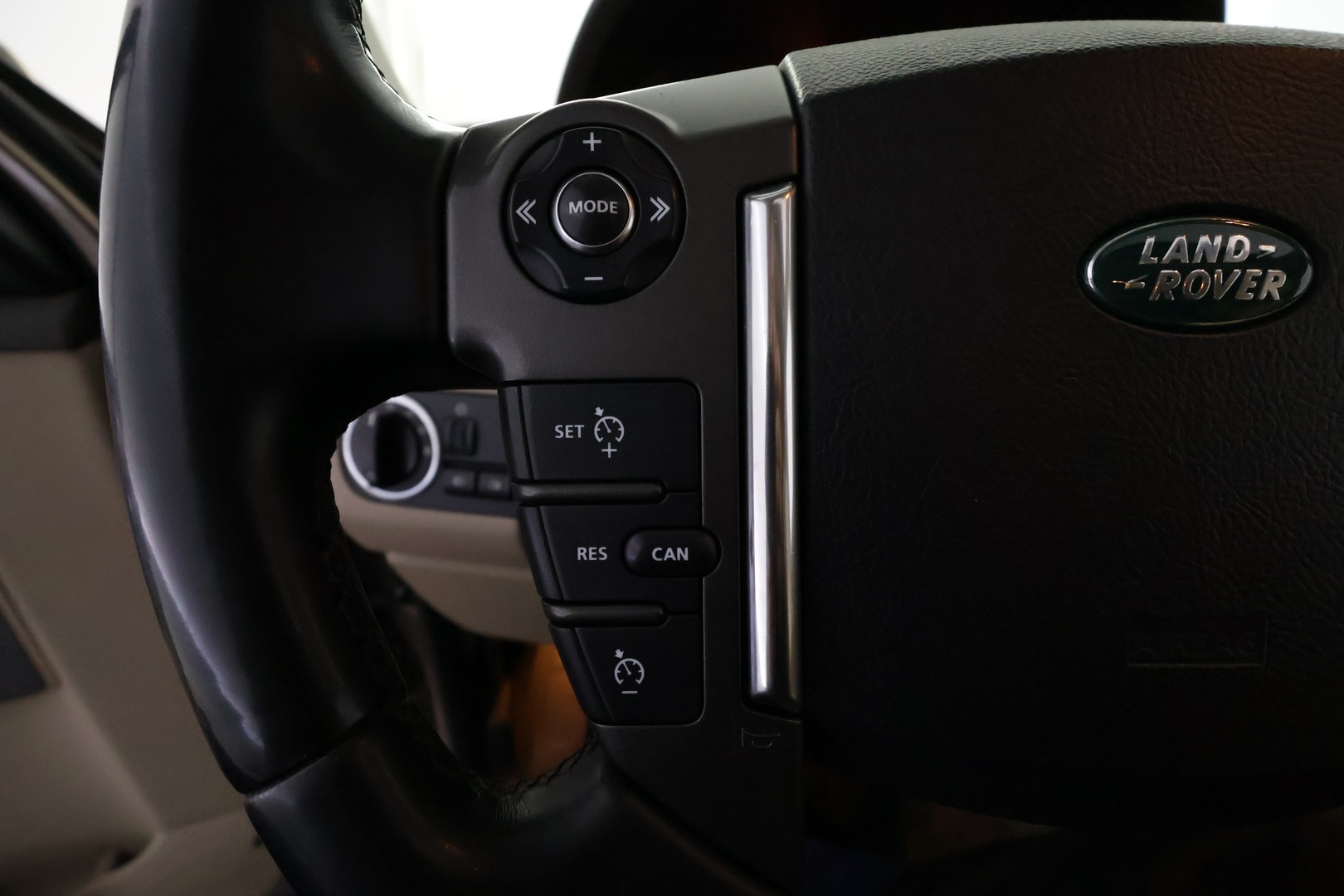 LAND ROVER Discovery 2011