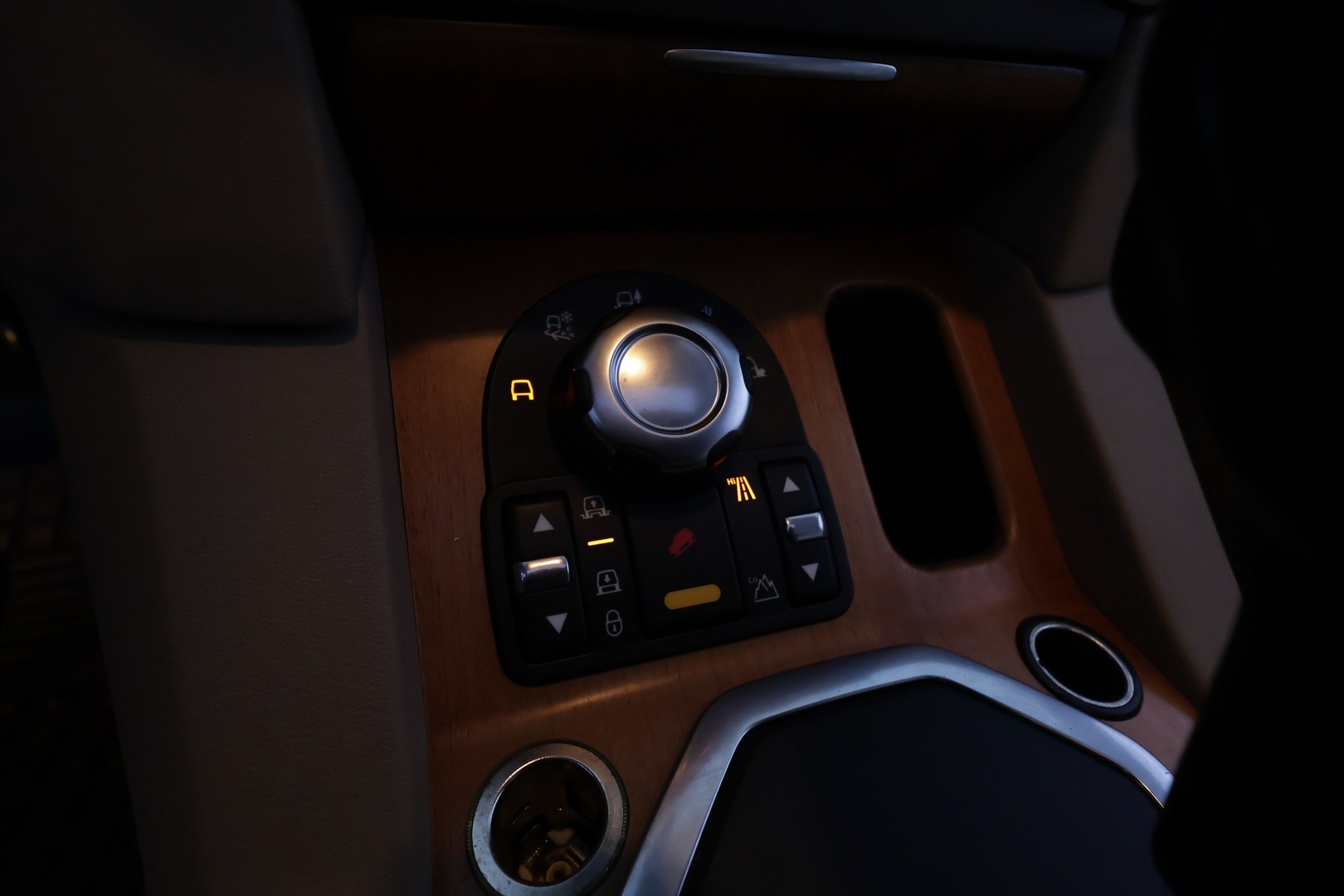 LAND ROVER Discovery 2011