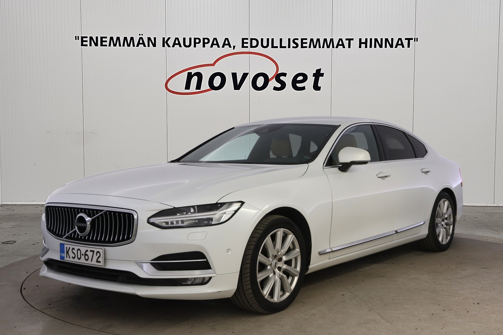 VOLVO S90 2017