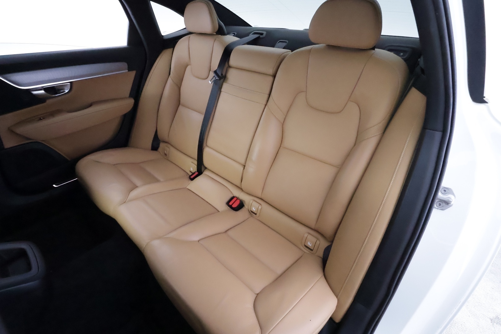 VOLVO S90 42