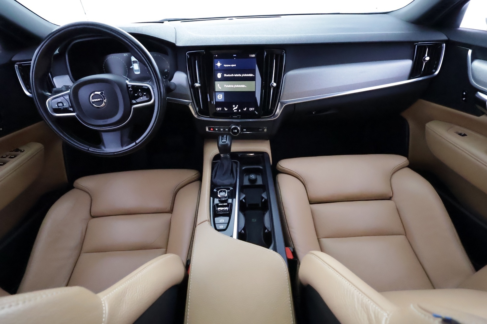 VOLVO S90 43