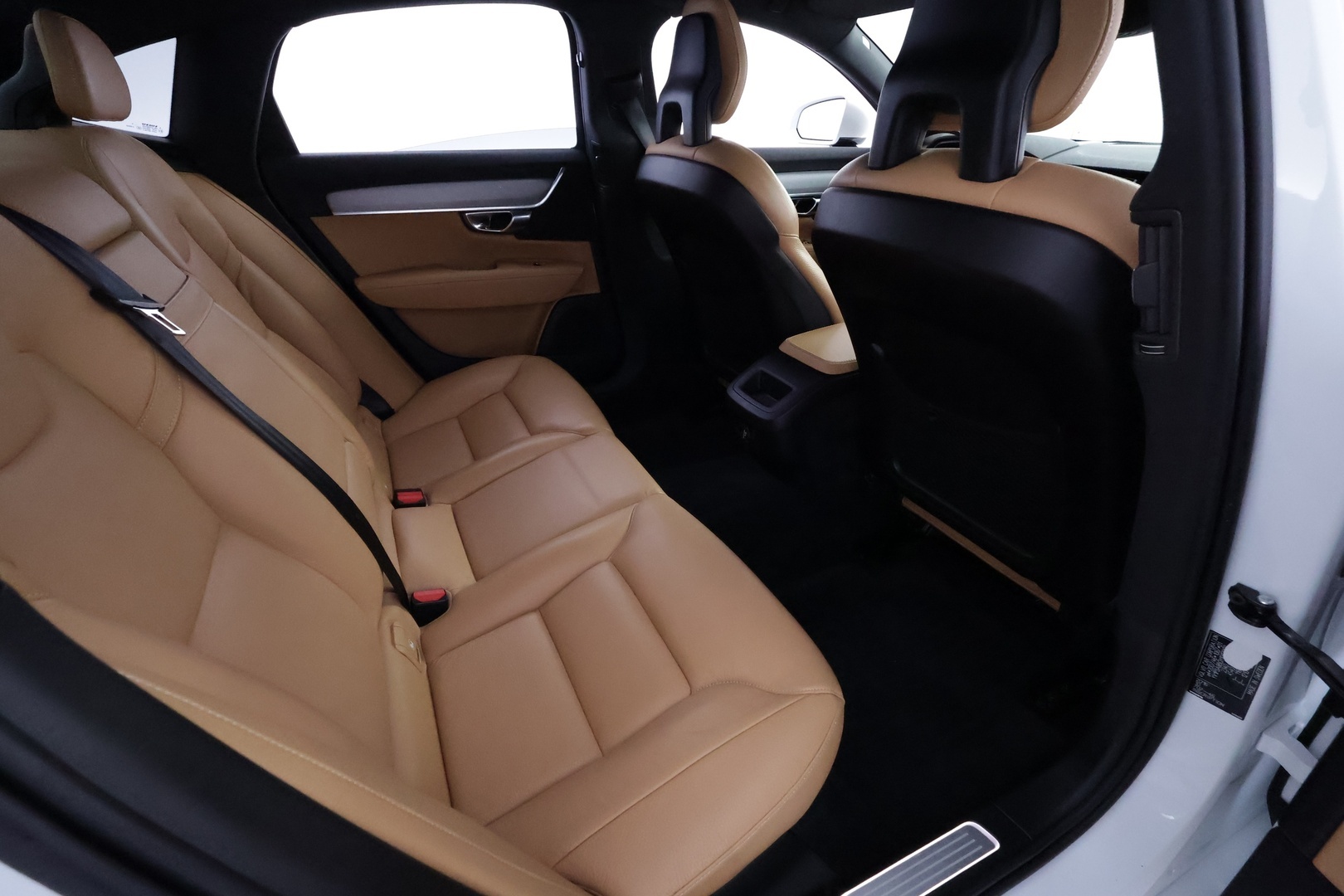 VOLVO S90 47