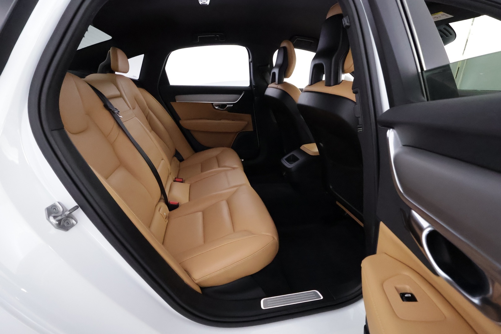 VOLVO S90 48