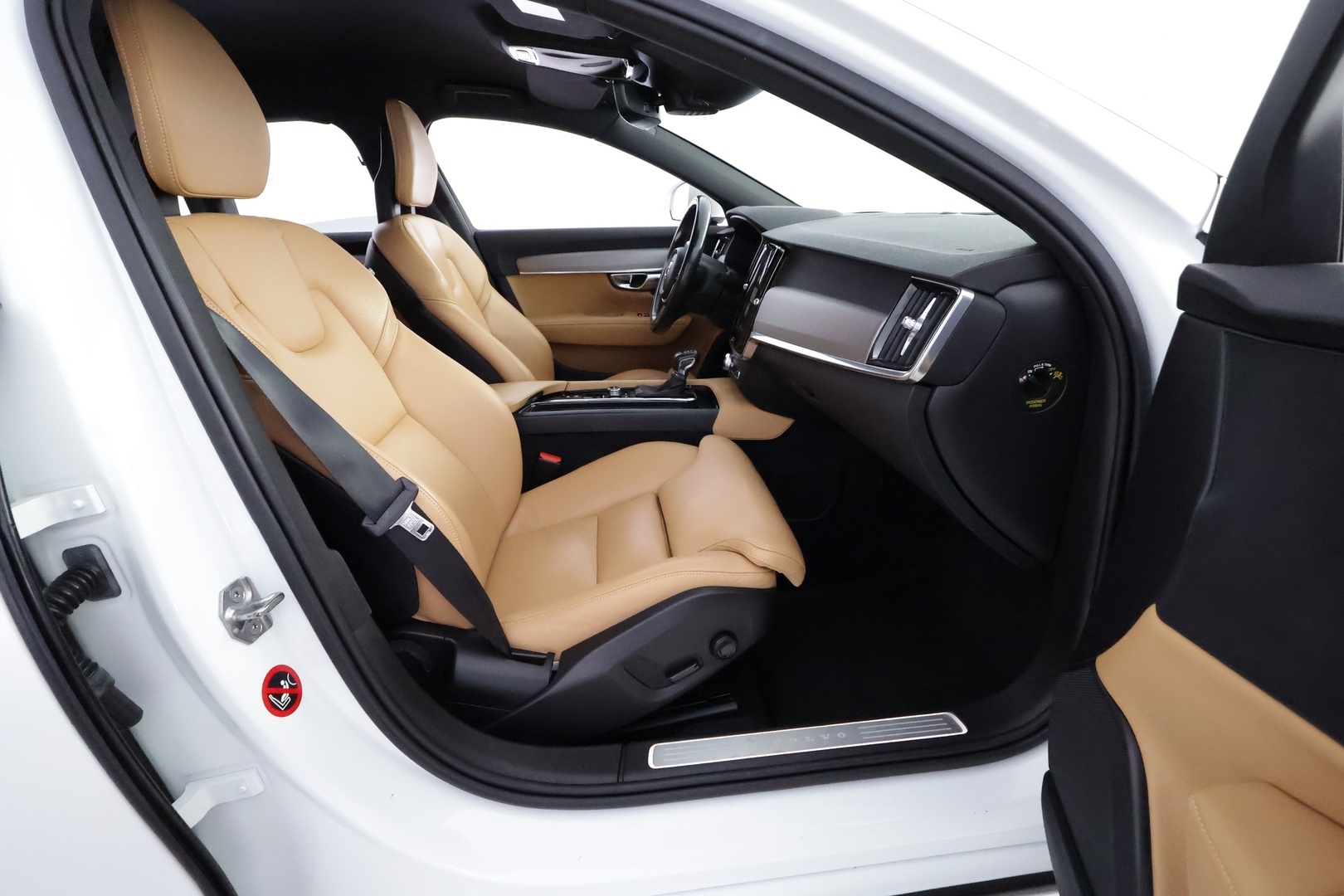 VOLVO S90 51