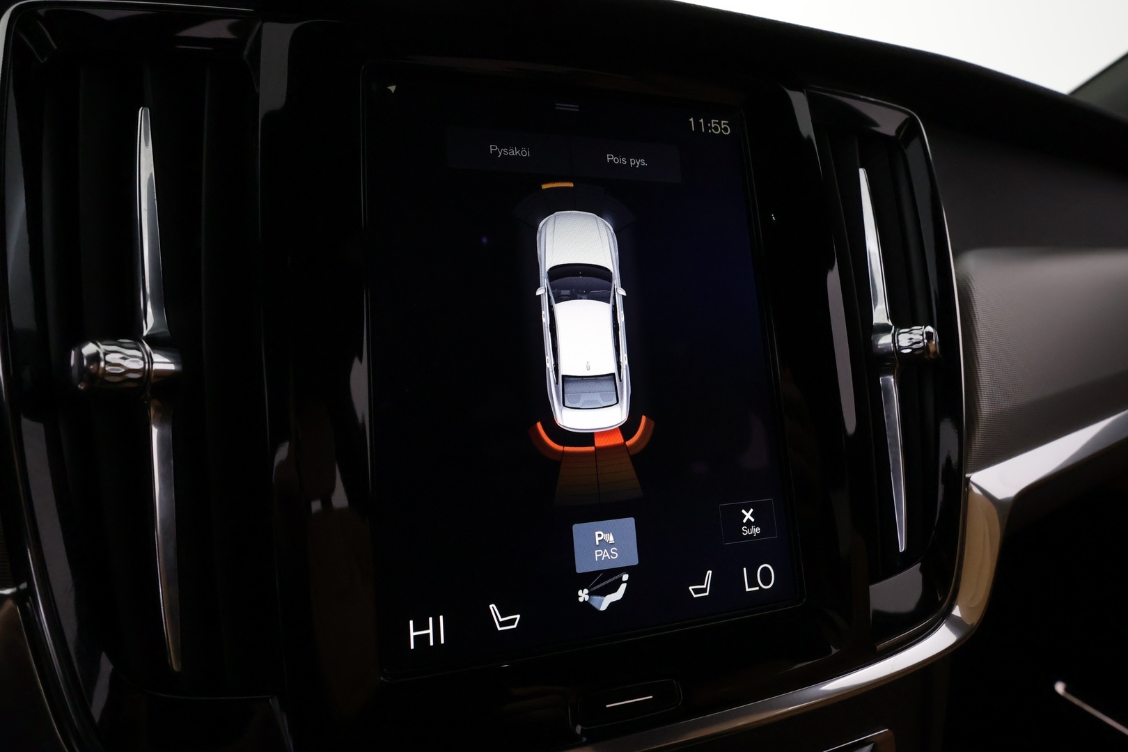 VOLVO S90 67