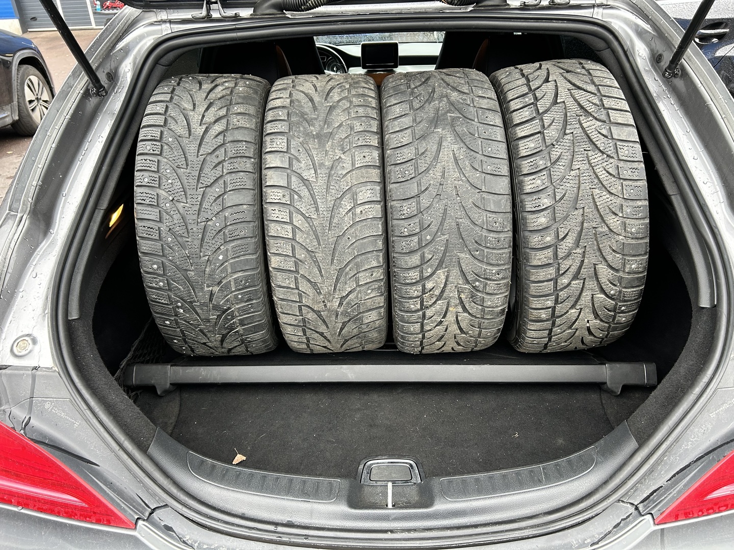 MERCEDES-BENZ CLA 11