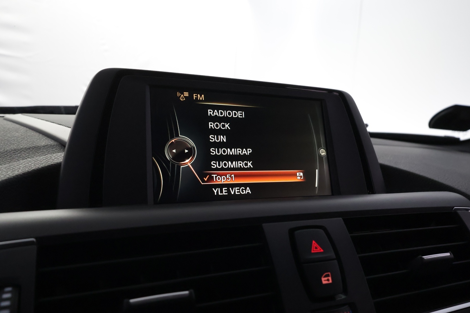 BMW 118 2018