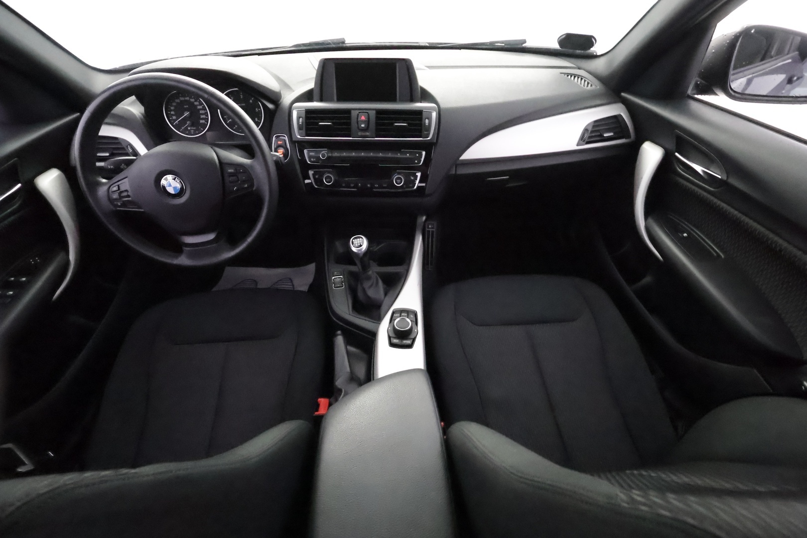 BMW 118 2018