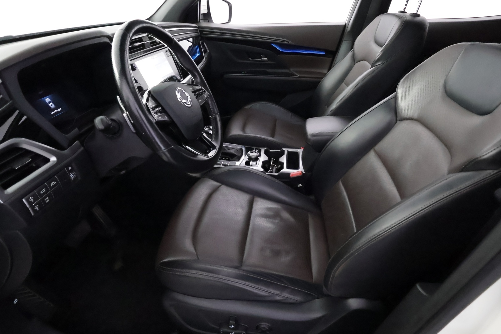 SSANGYONG Korando 11