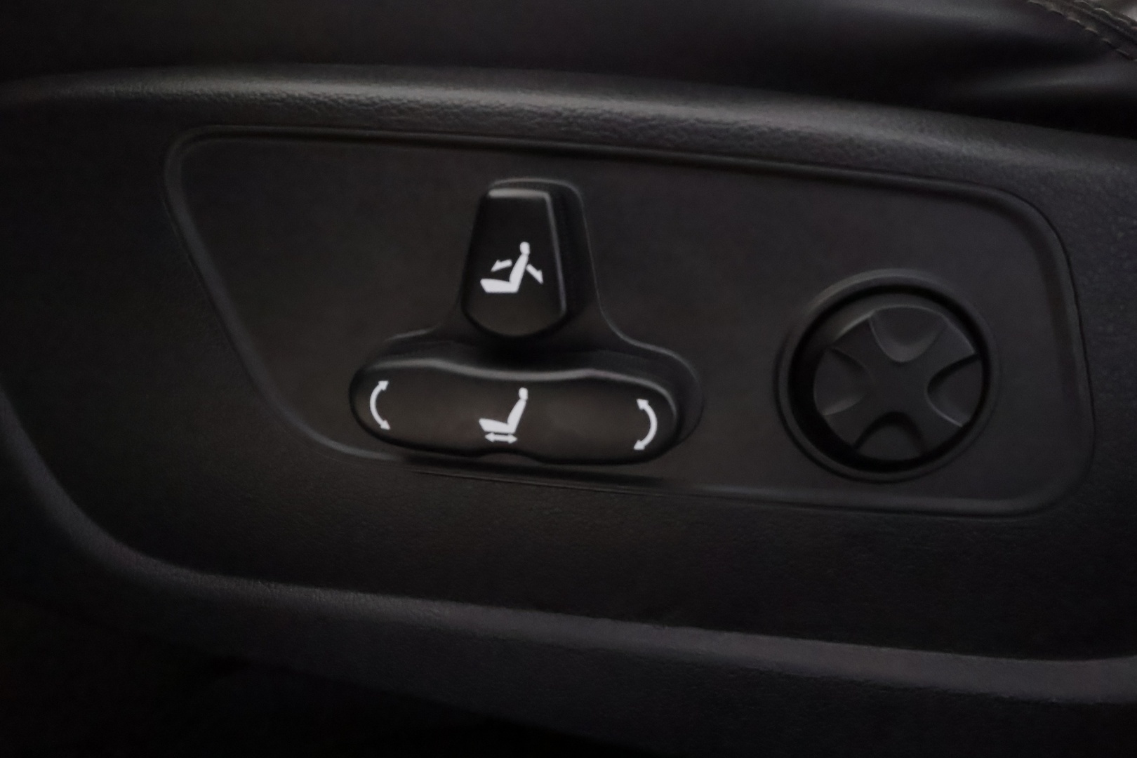 SSANGYONG Korando 15