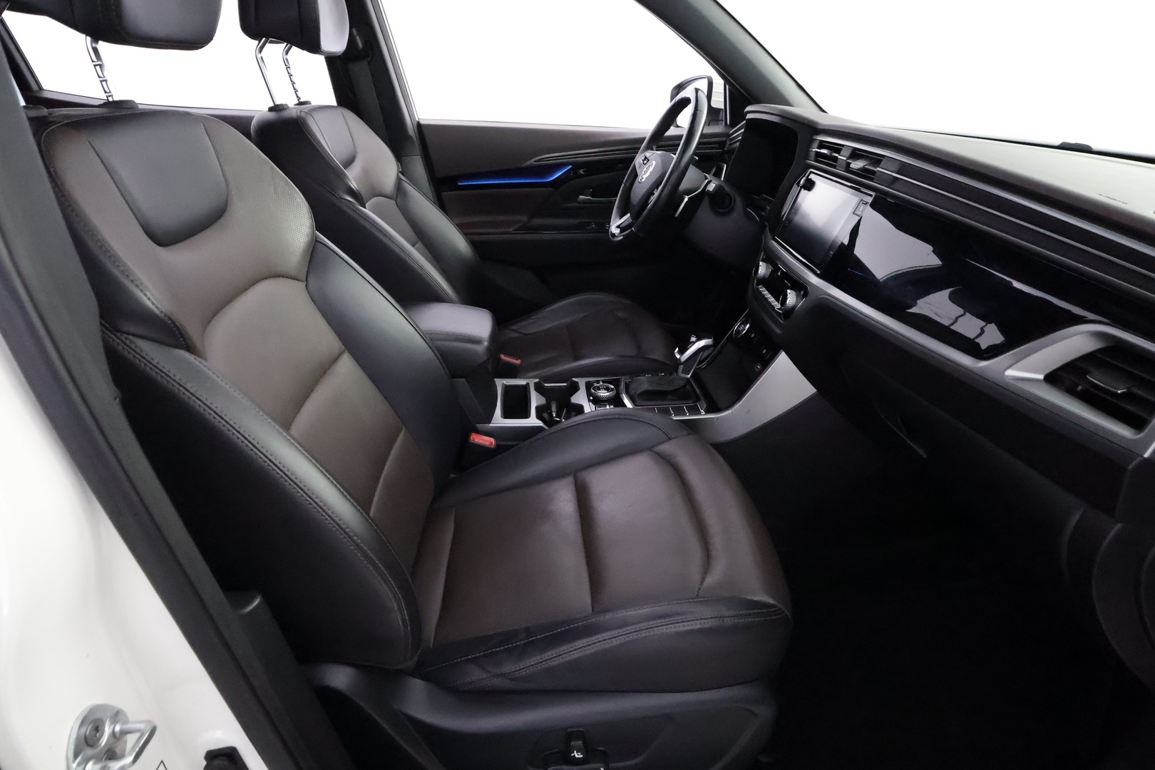 SSANGYONG Korando 25