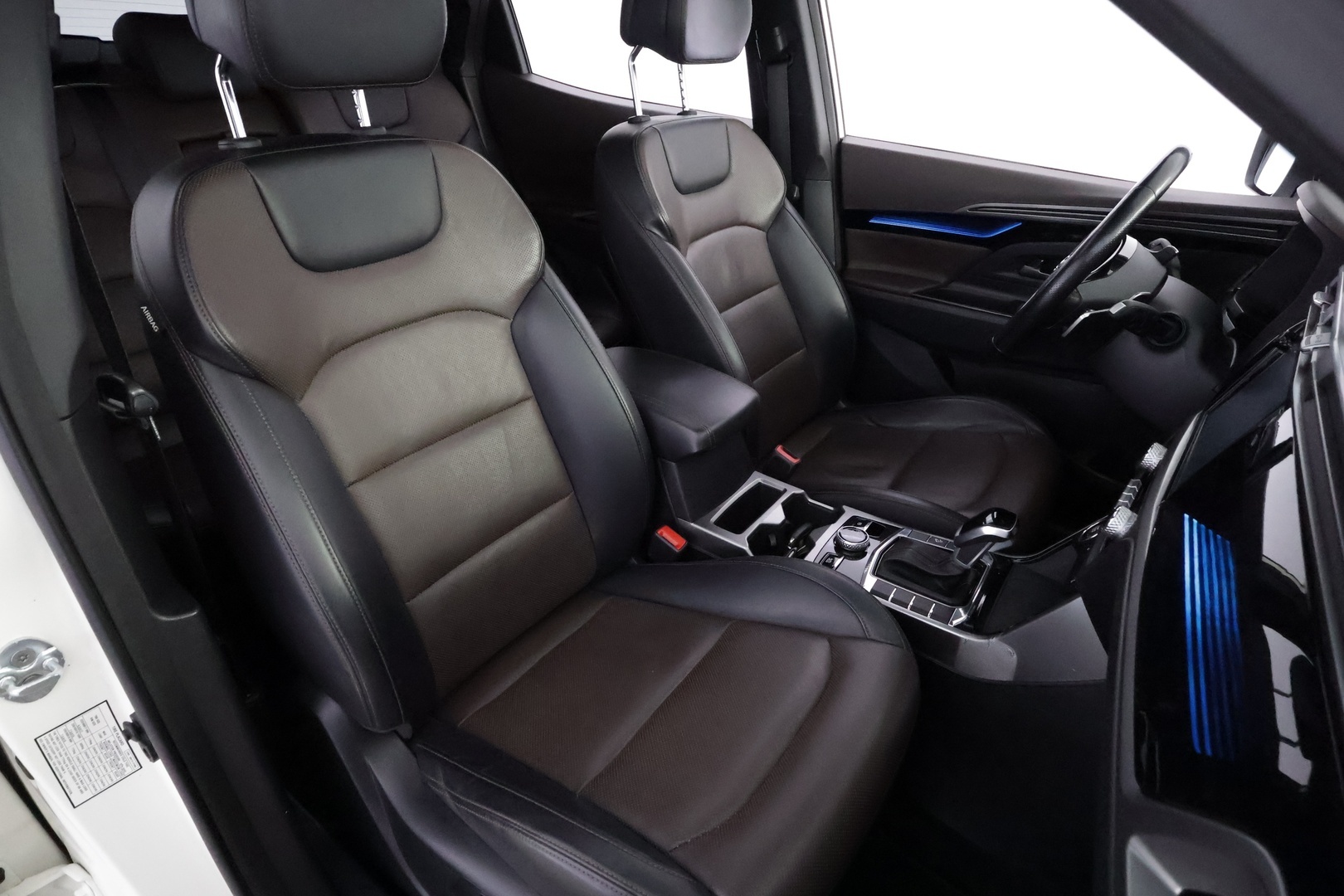SSANGYONG Korando 26