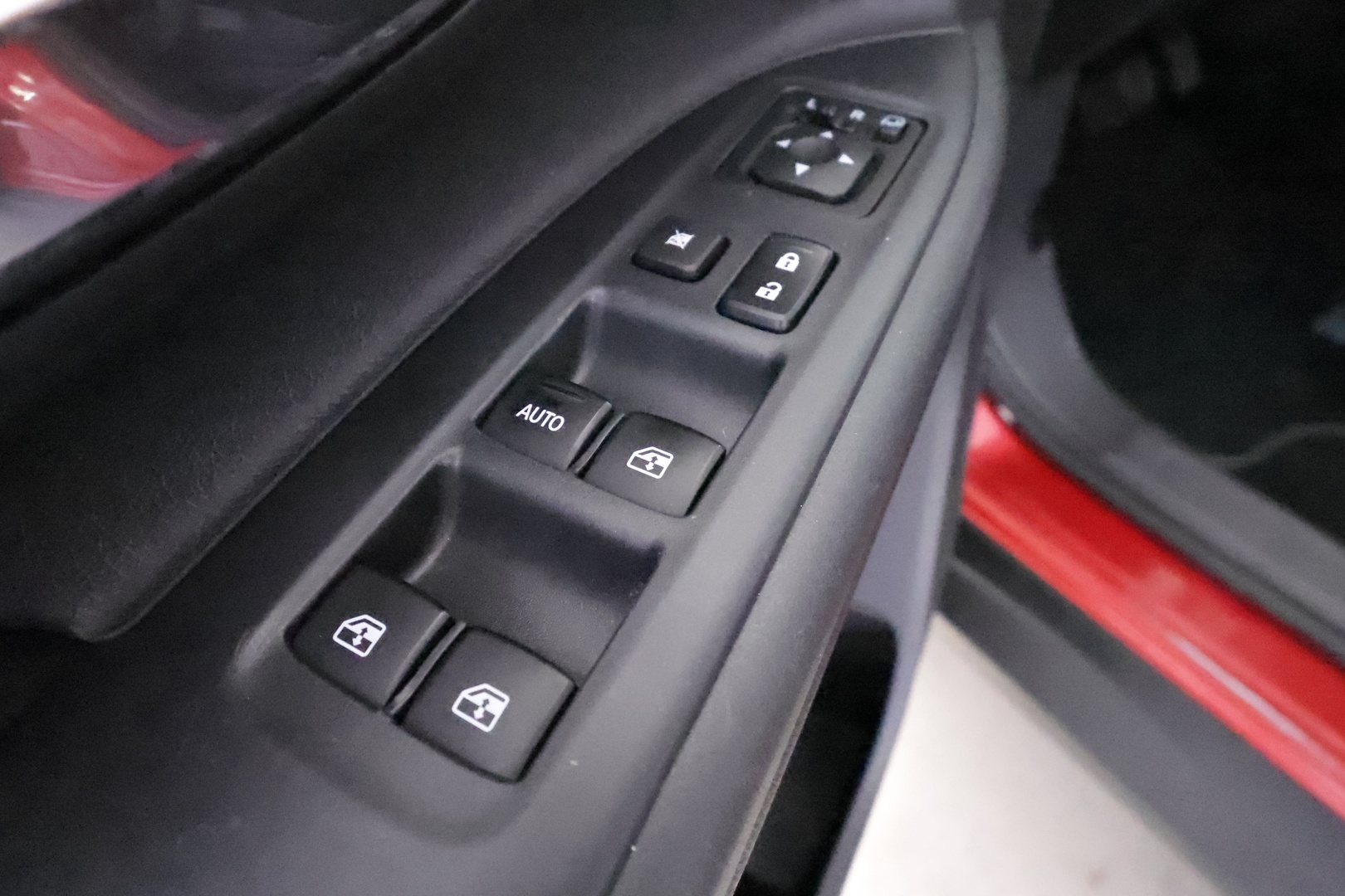 MITSUBISHI Outlander 2016