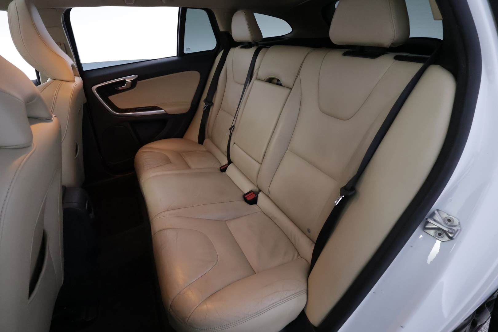 VOLVO V60 15
