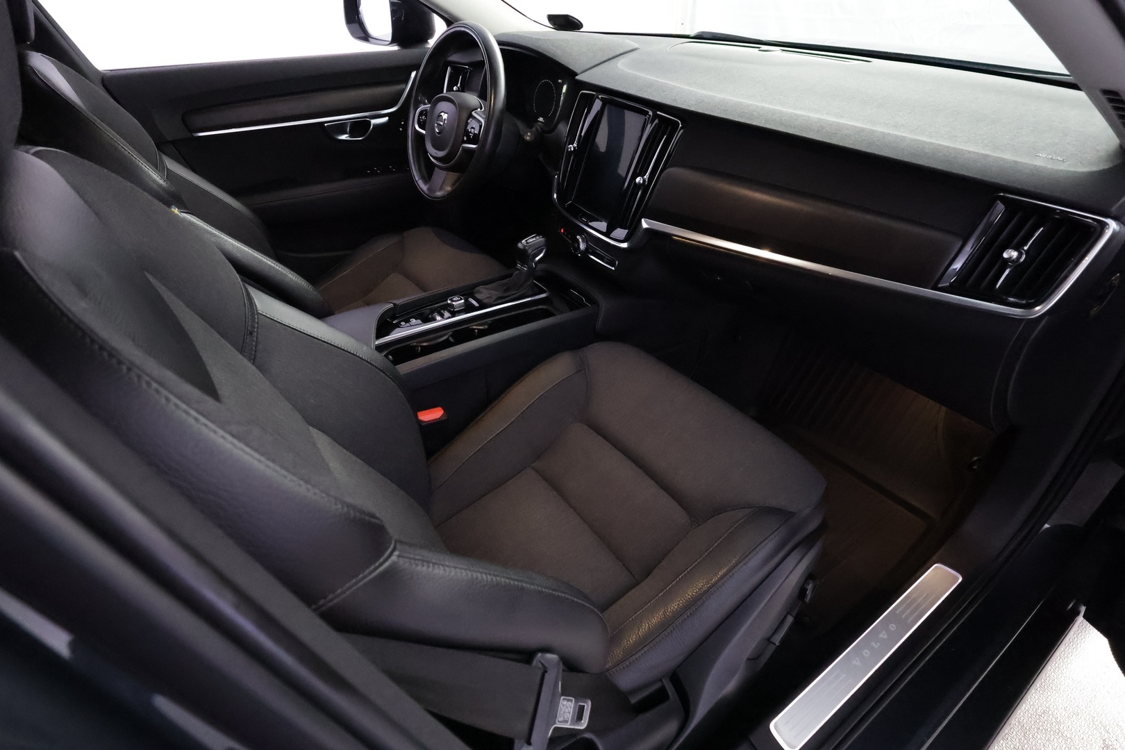 VOLVO V90 Cross Country 2019