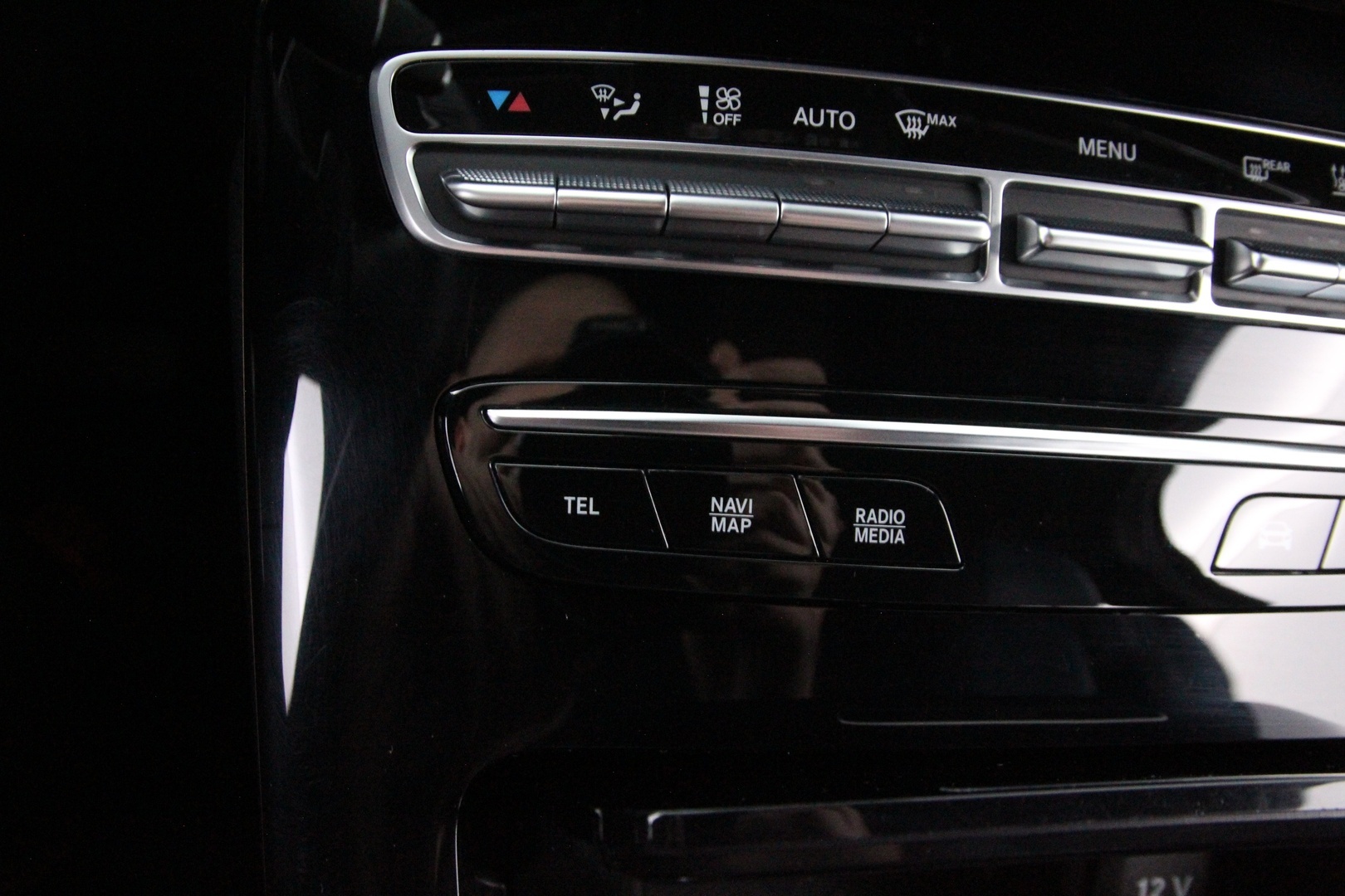 MERCEDES-BENZ EQC 2019