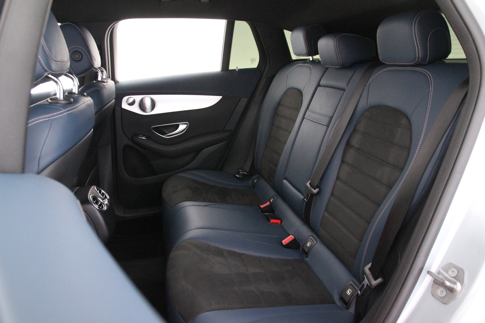 MERCEDES-BENZ EQC 2019