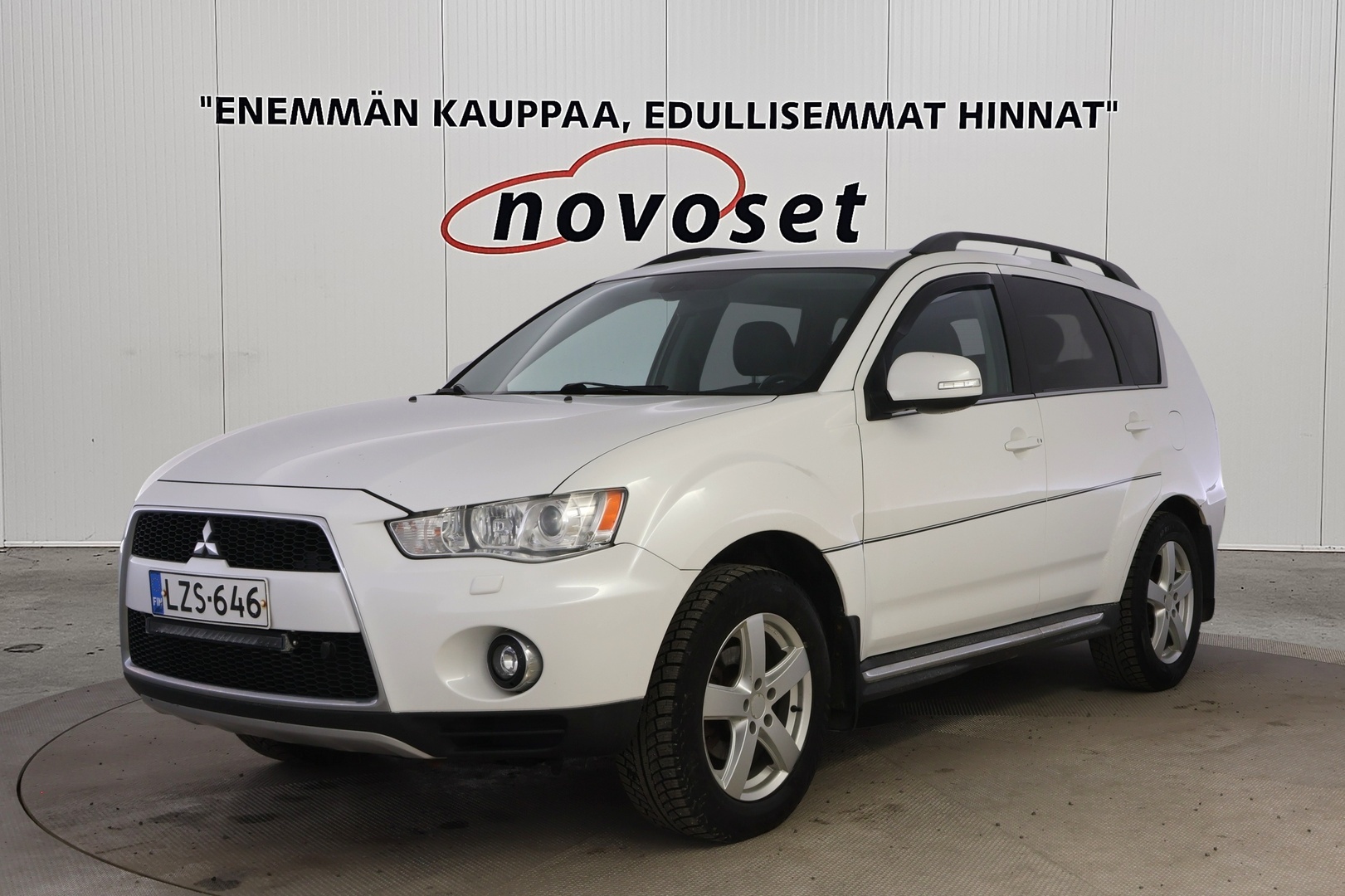 MITSUBISHI Outlander 2012