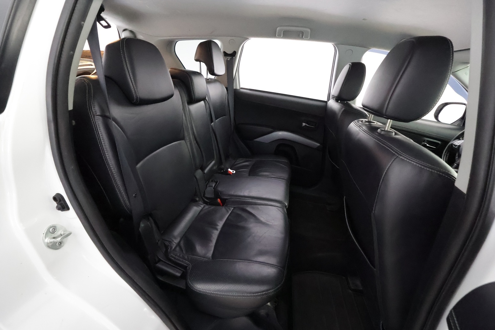 MITSUBISHI Outlander 2012