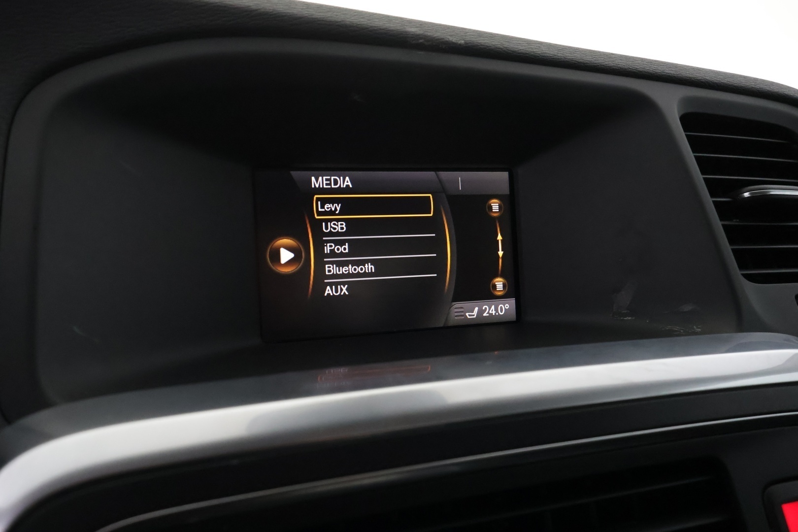 VOLVO S60 2013