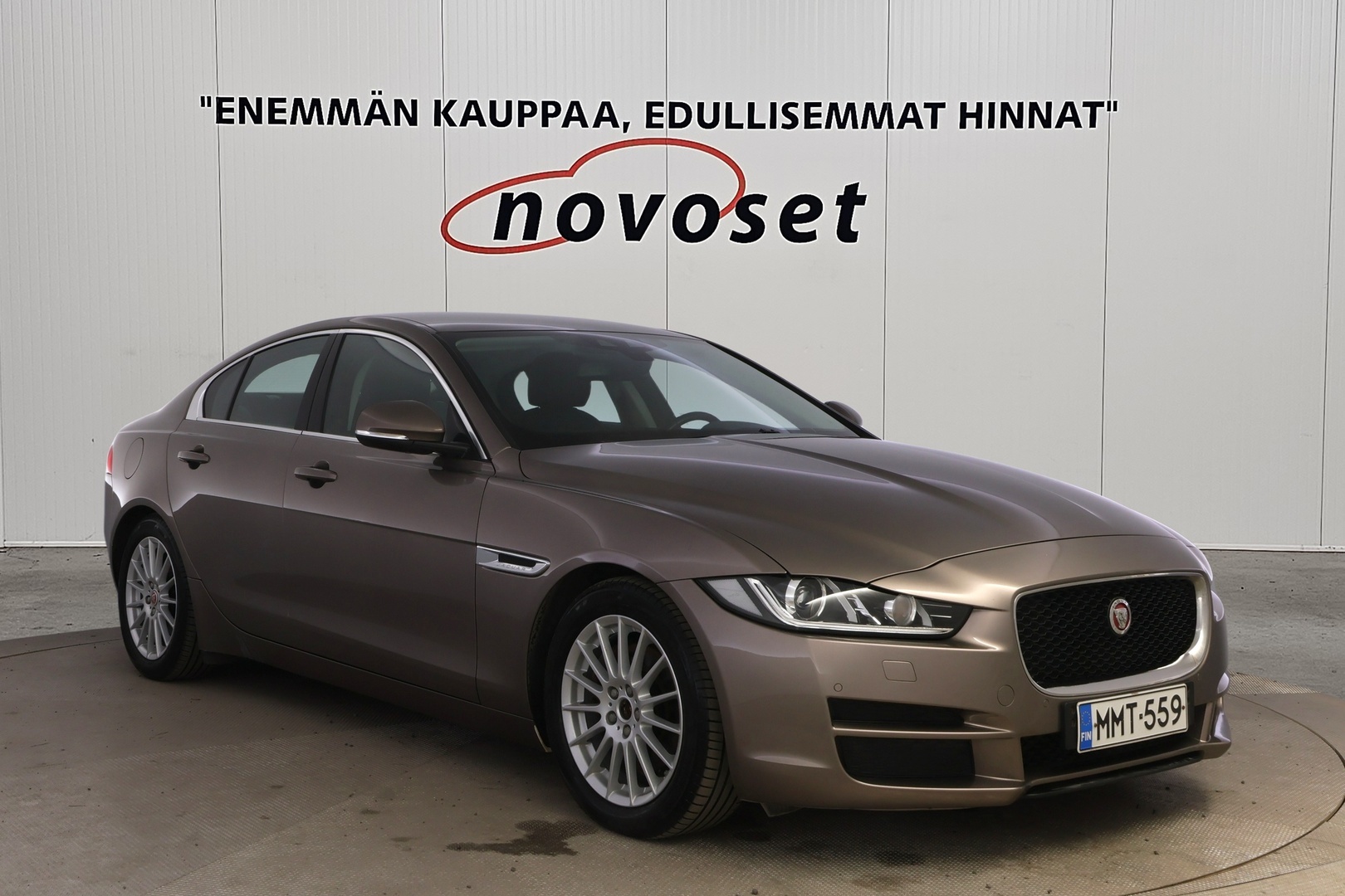 JAGUAR XE 2016