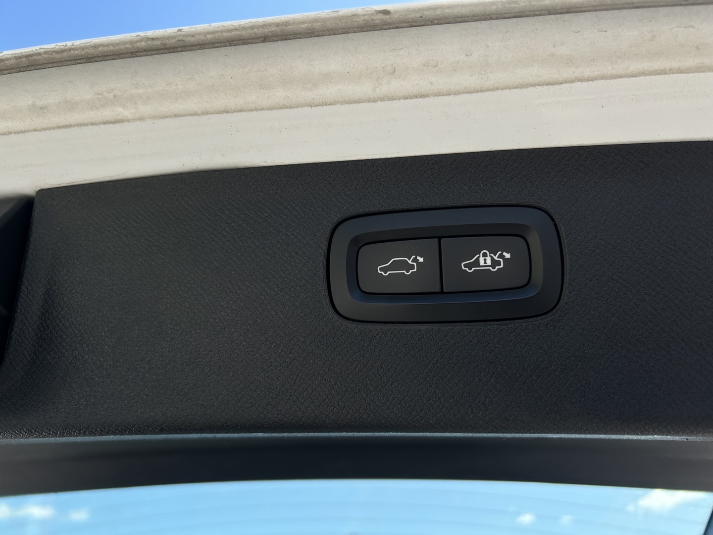 VOLVO XC90 2018