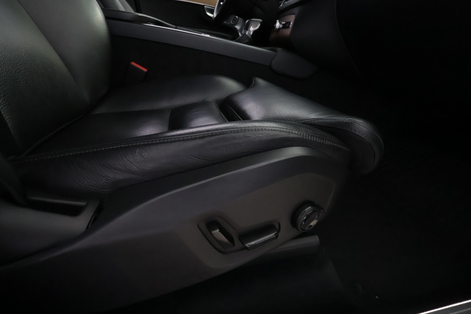 VOLVO XC90 2018