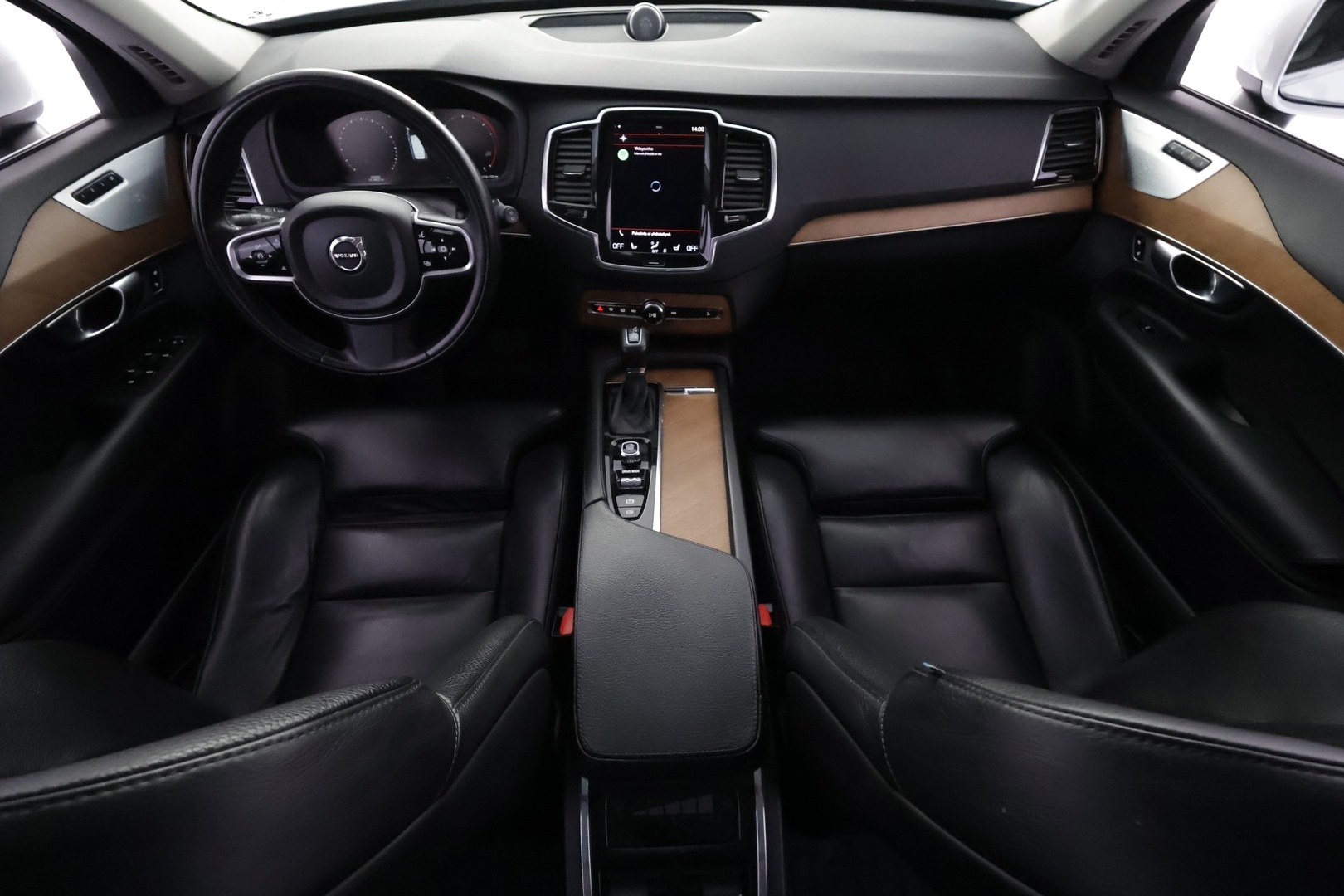 VOLVO XC90 2018