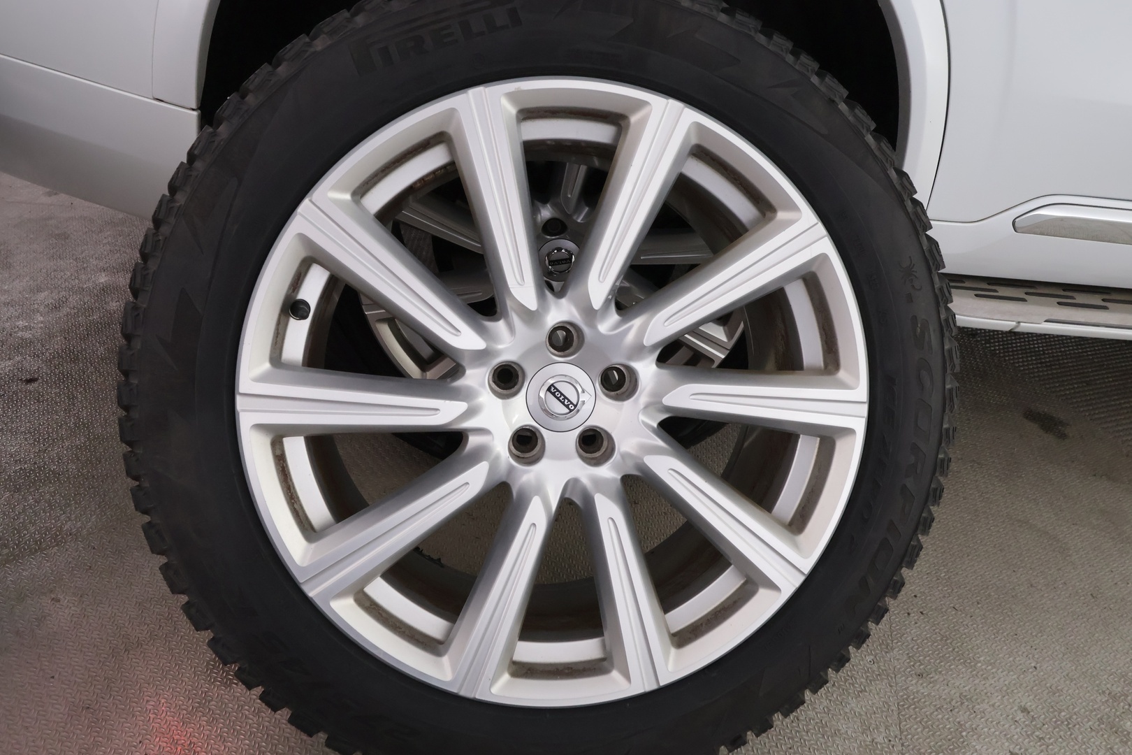VOLVO XC90 2018
