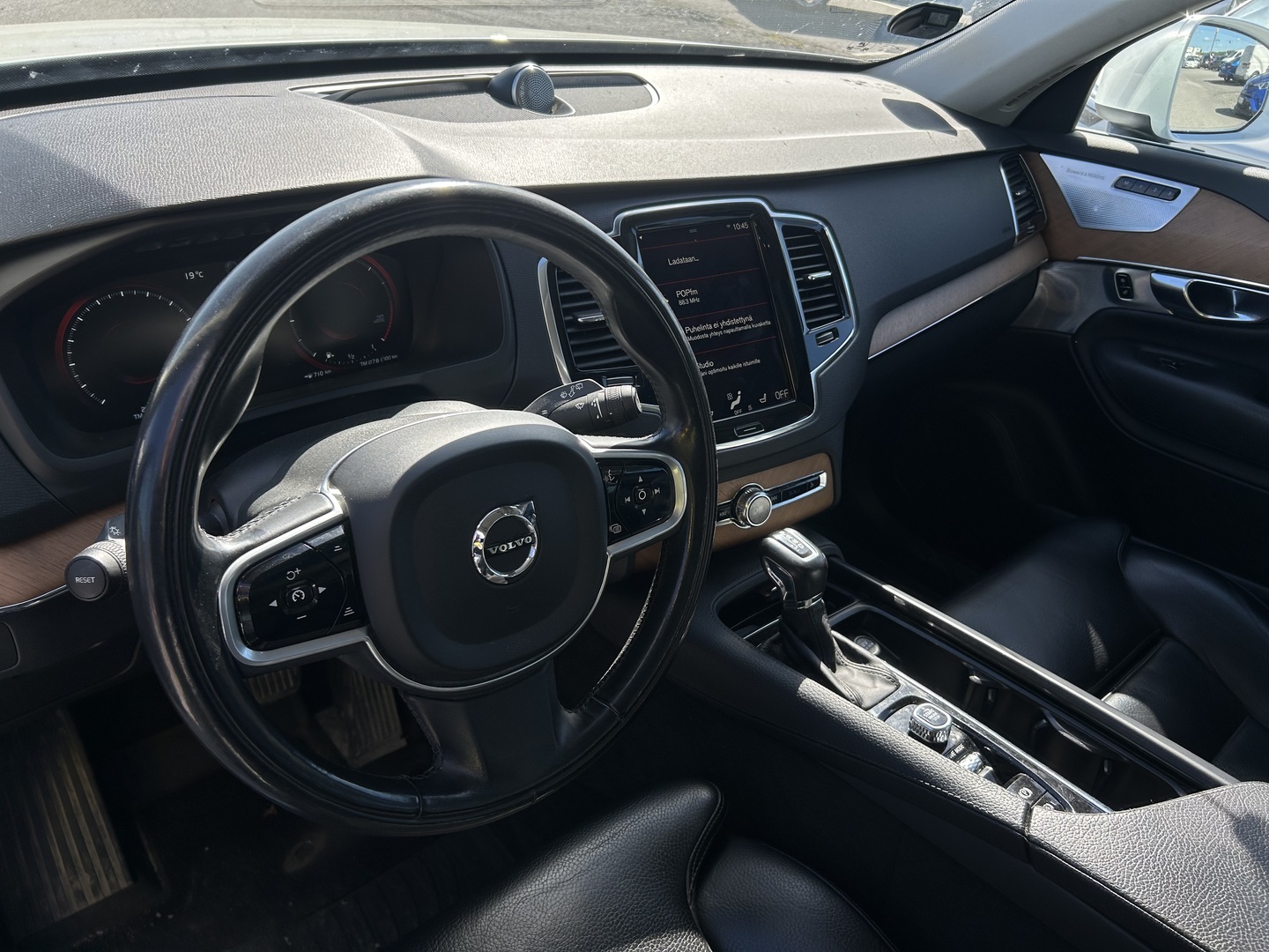 VOLVO XC90 2018