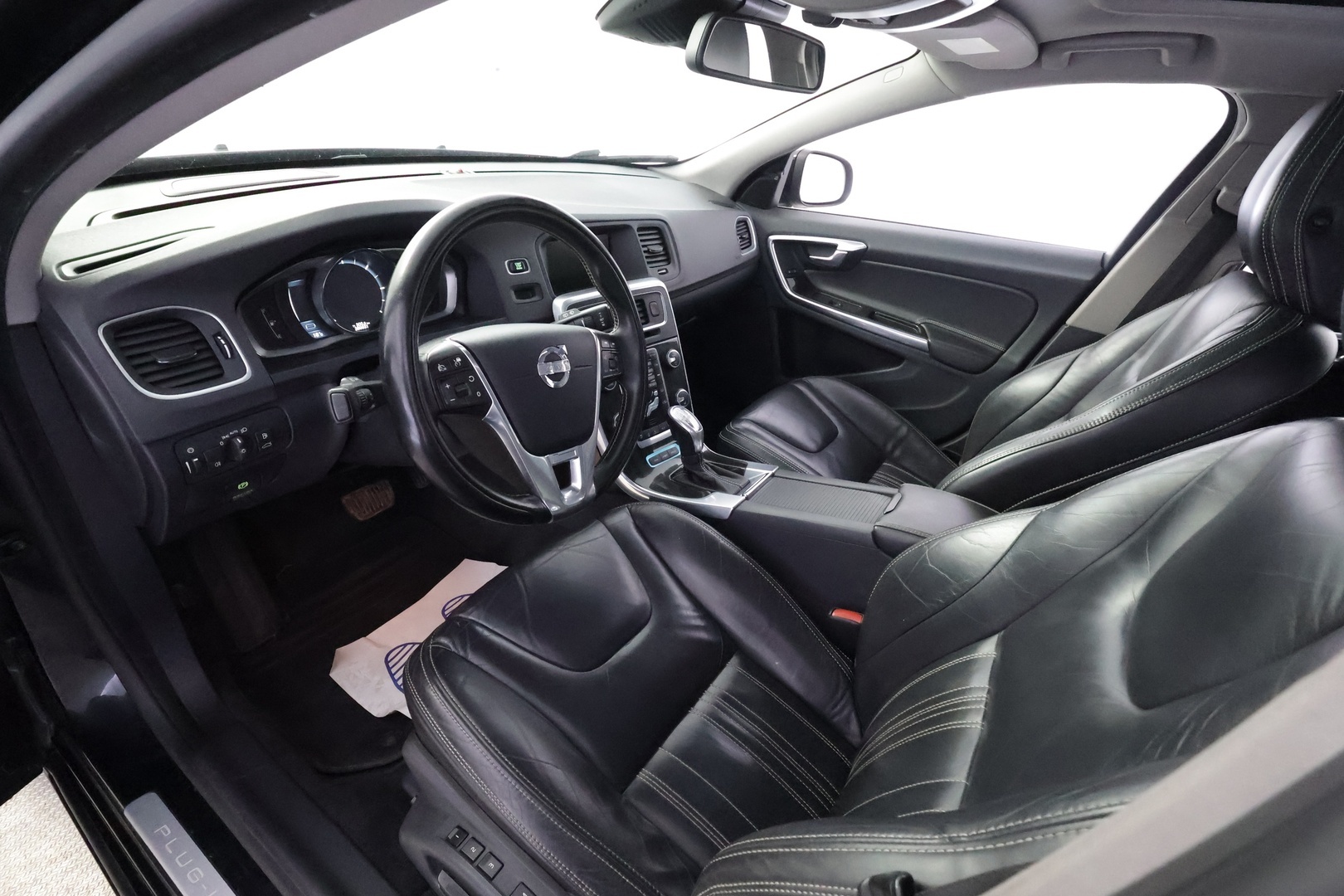 VOLVO V60 2013