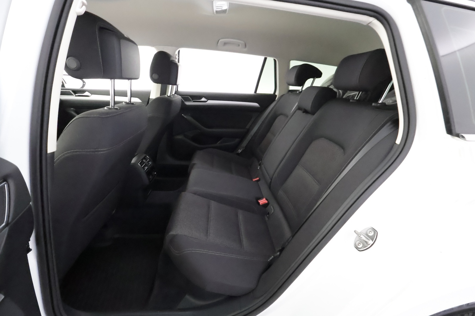 VOLKSWAGEN Passat 2019