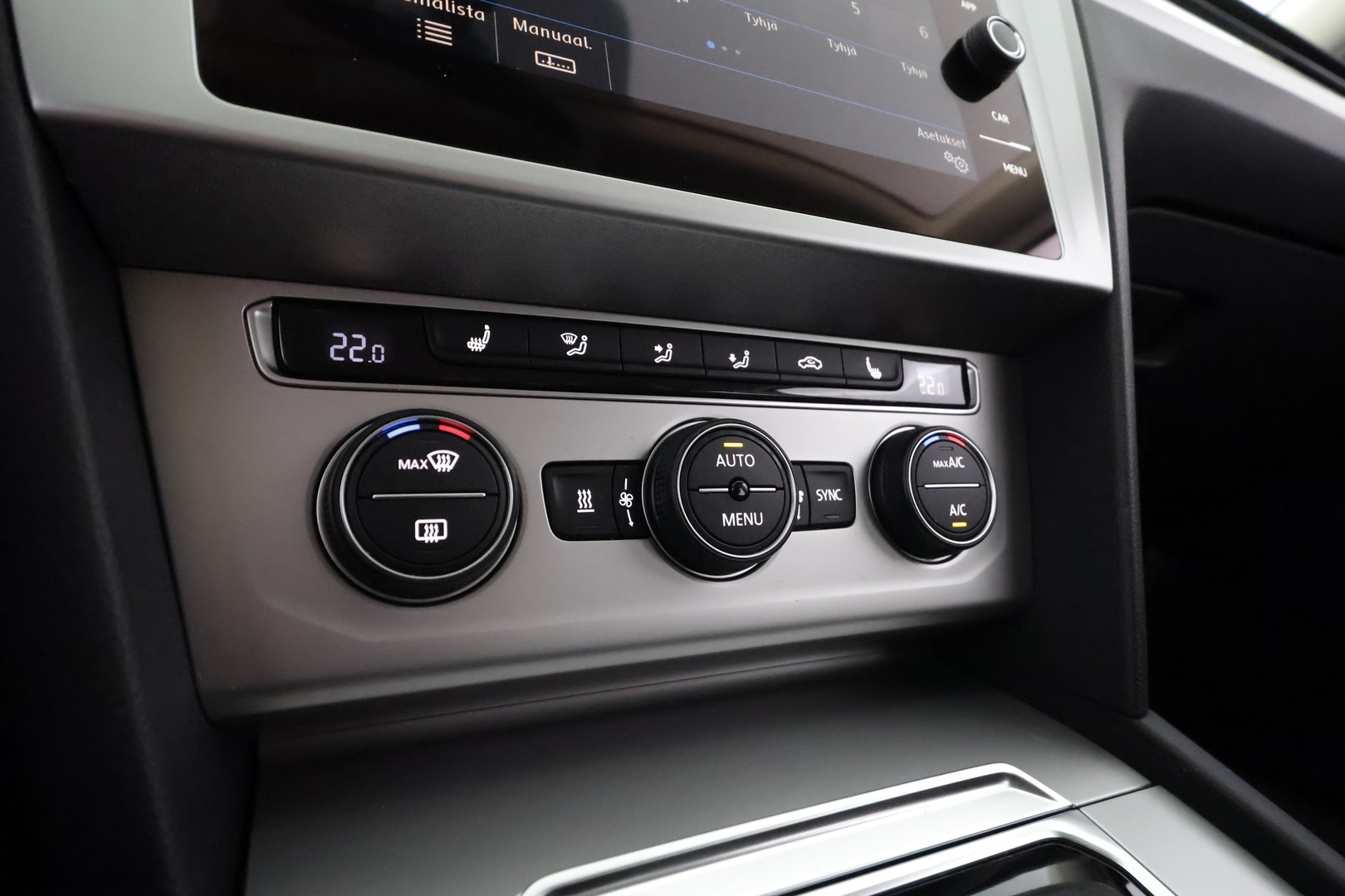 VOLKSWAGEN Passat 2019