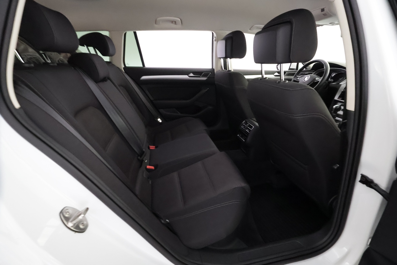 VOLKSWAGEN Passat 2019