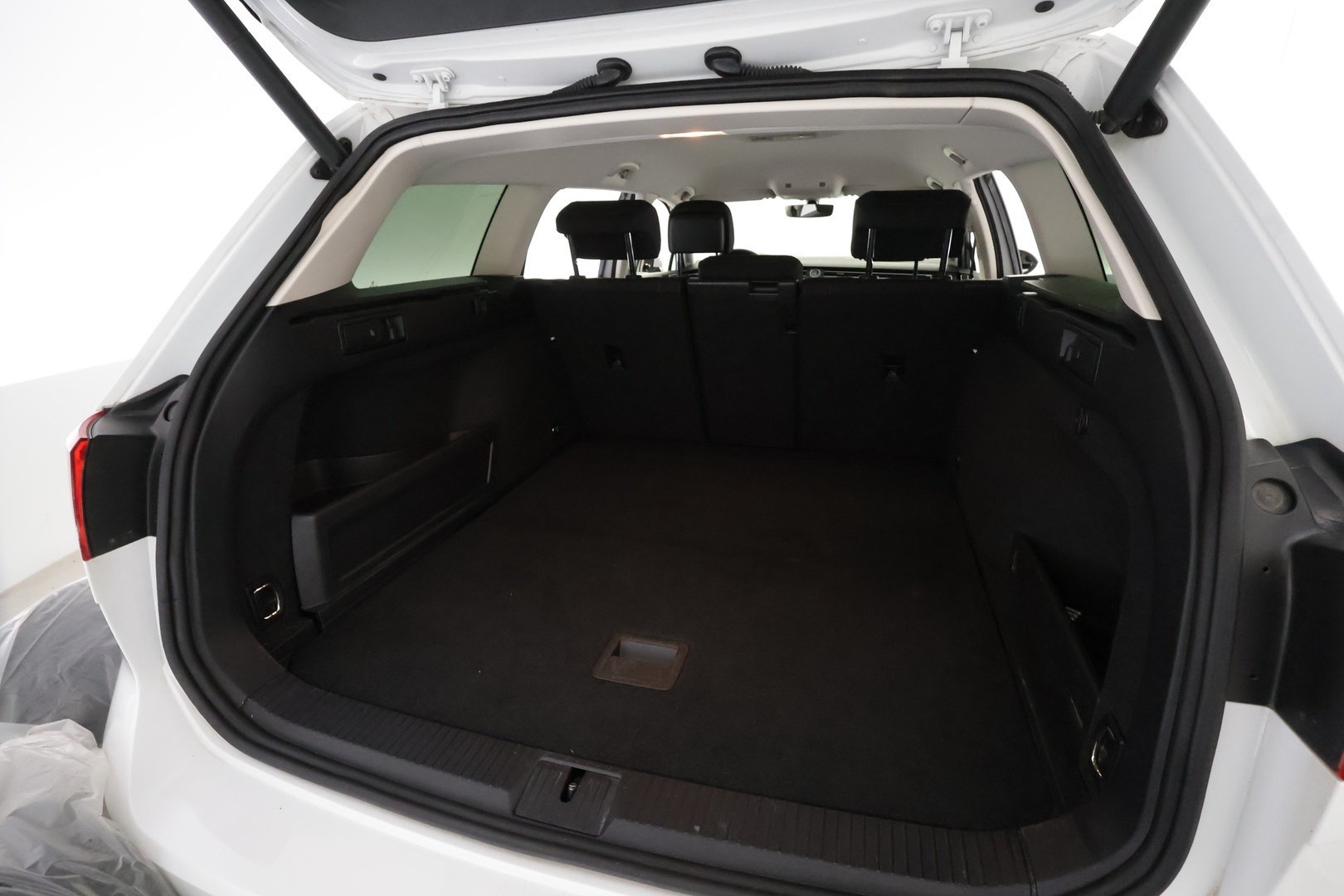 VOLKSWAGEN Passat 2019