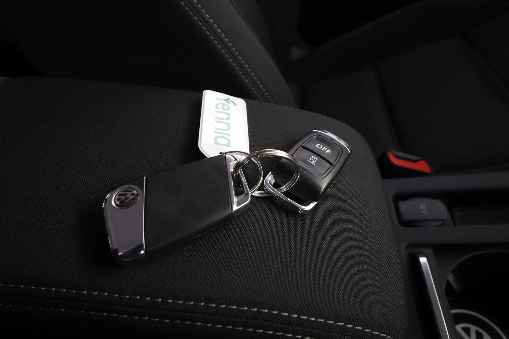 VOLKSWAGEN Passat 2019