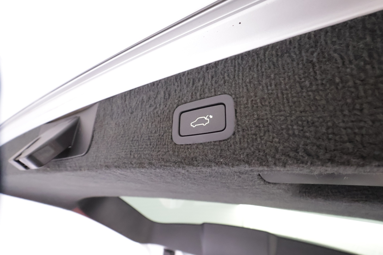 VOLVO V70 2016