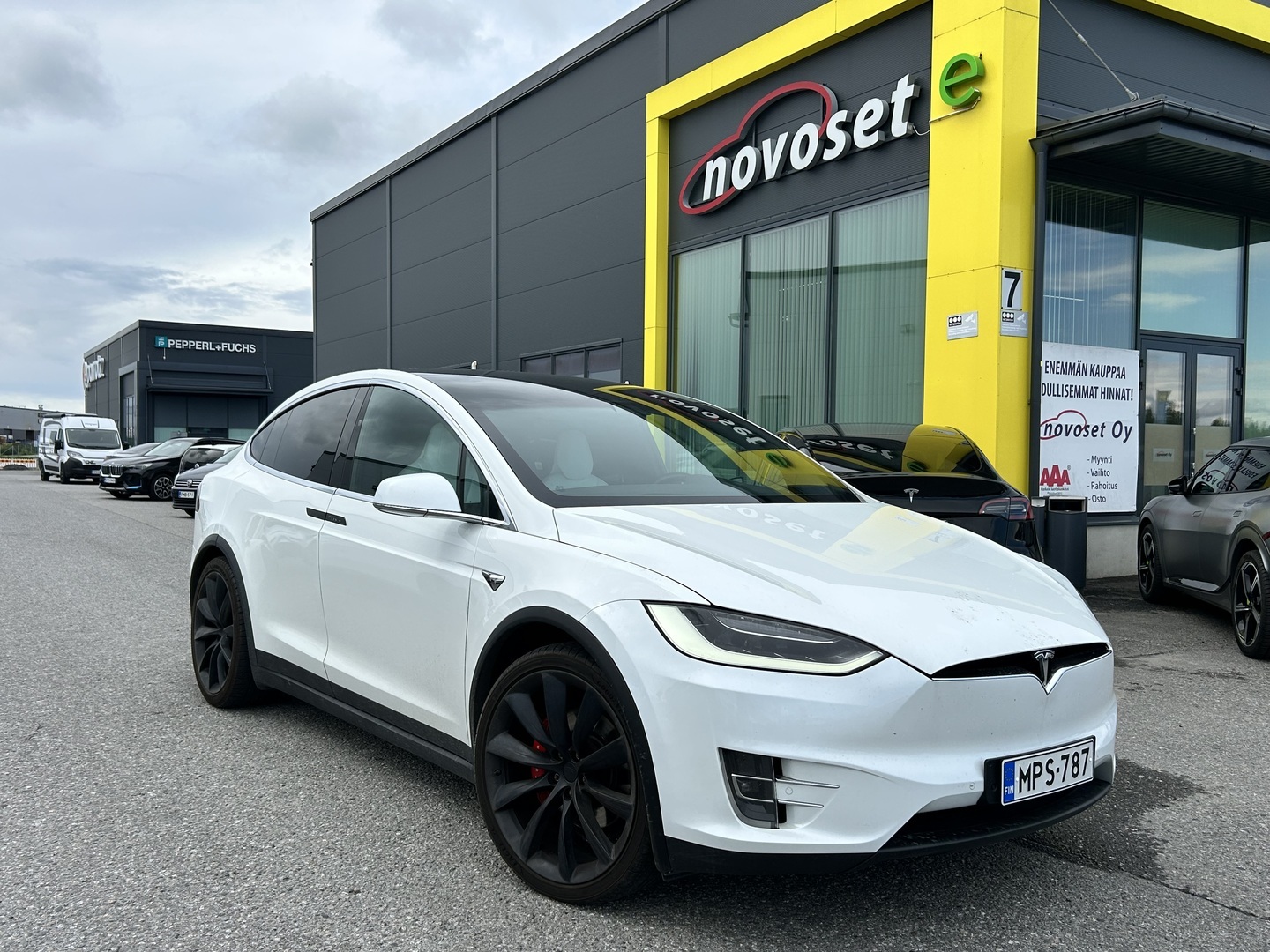 TESLA Model X 2018