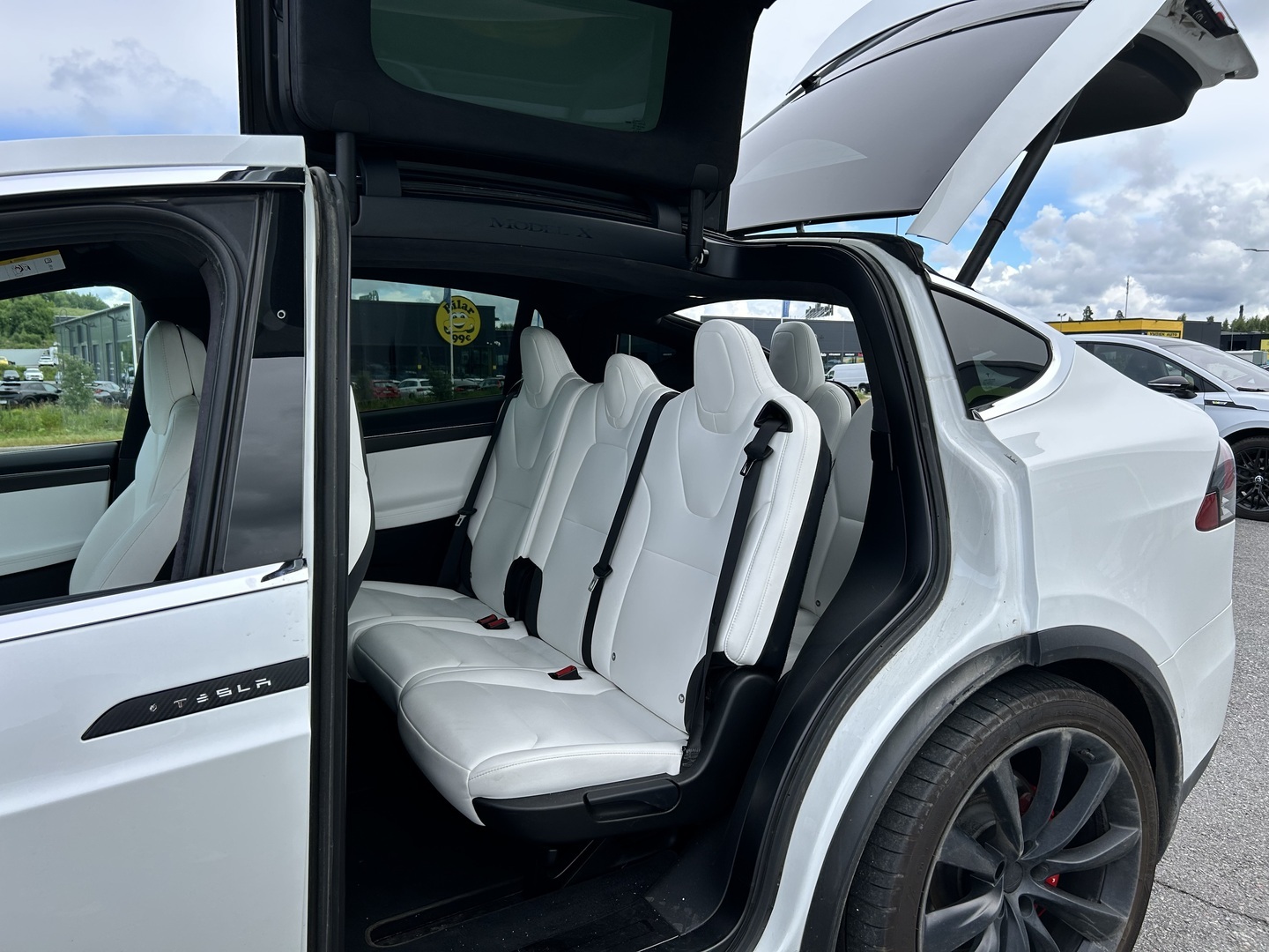 TESLA Model X 2018