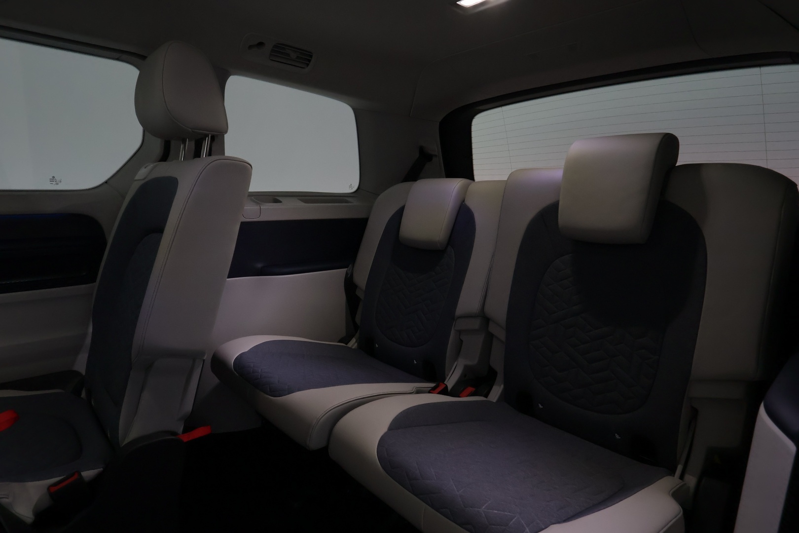 VOLKSWAGEN ID.BUZZ 2025