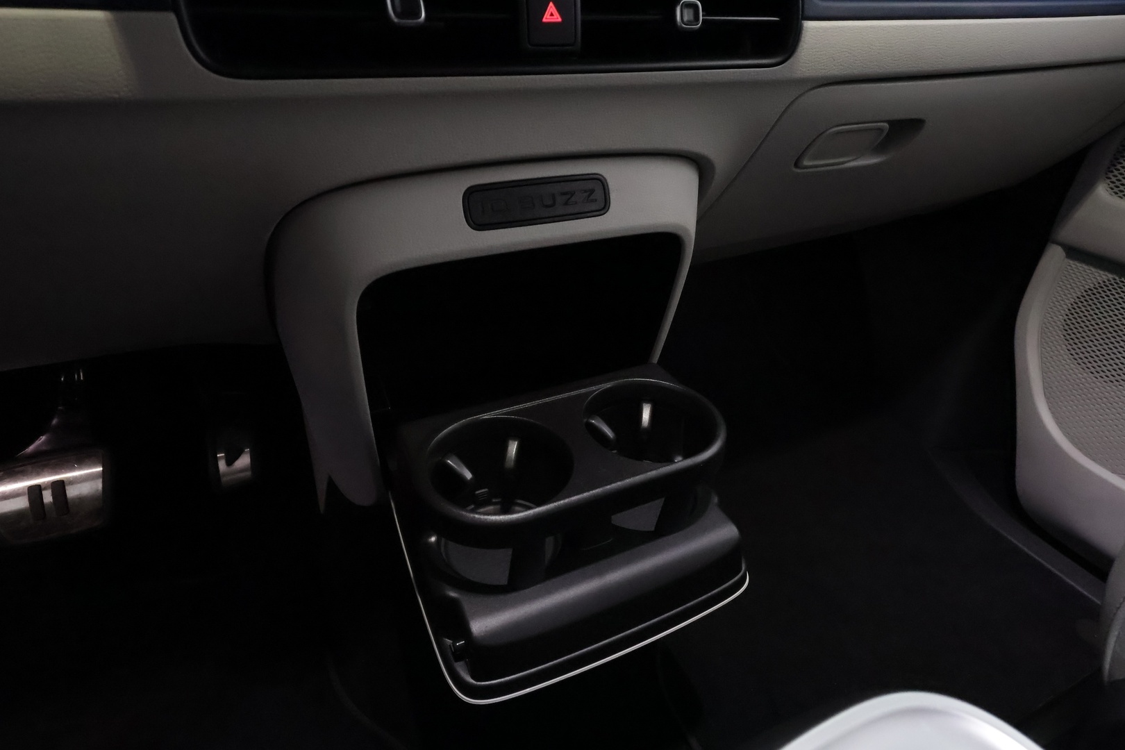 VOLKSWAGEN ID.BUZZ 2025