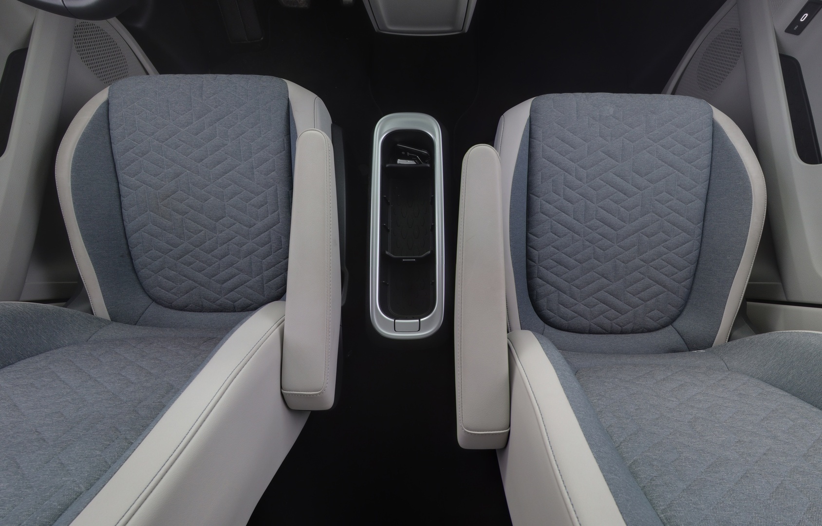 VOLKSWAGEN ID.BUZZ 2025