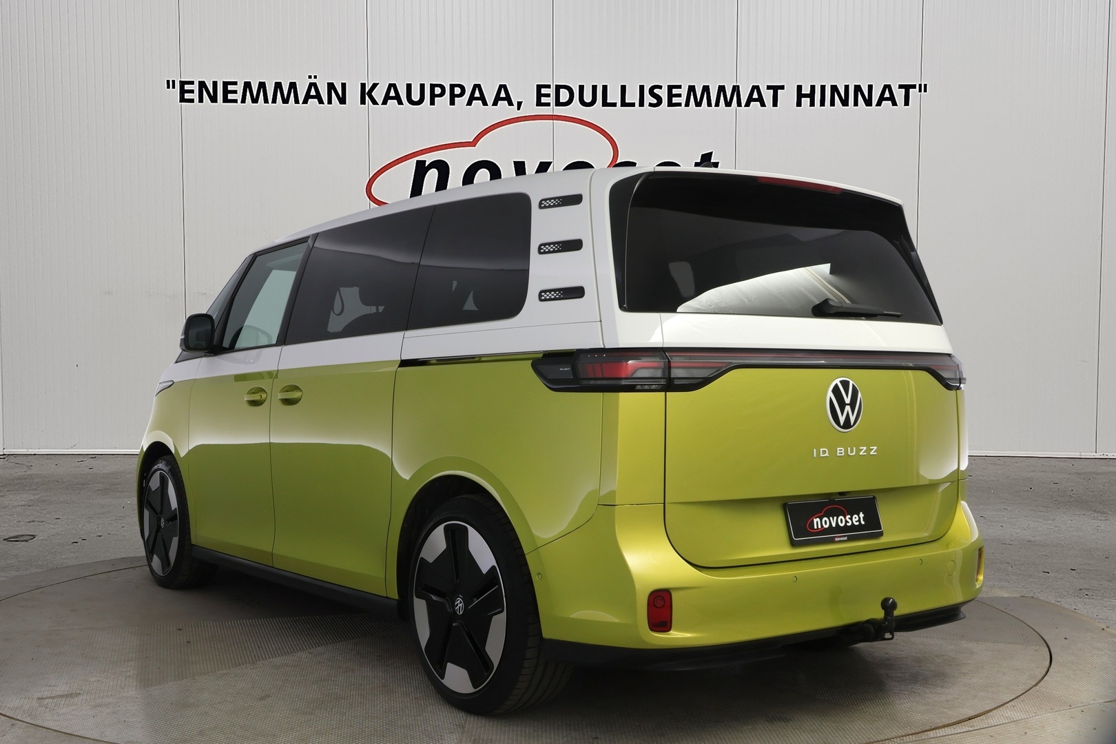 VOLKSWAGEN ID. Buzz 2024