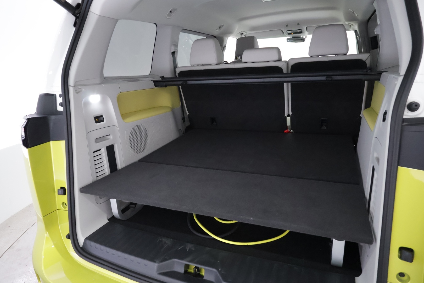 VOLKSWAGEN ID. Buzz 2024