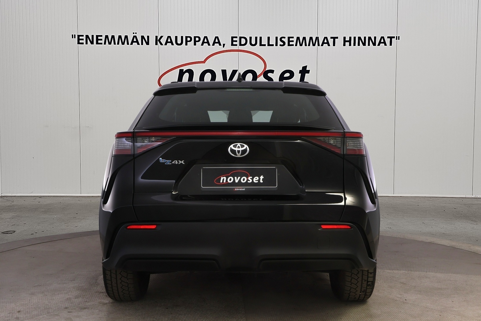 TOYOTA BZ4X 2024