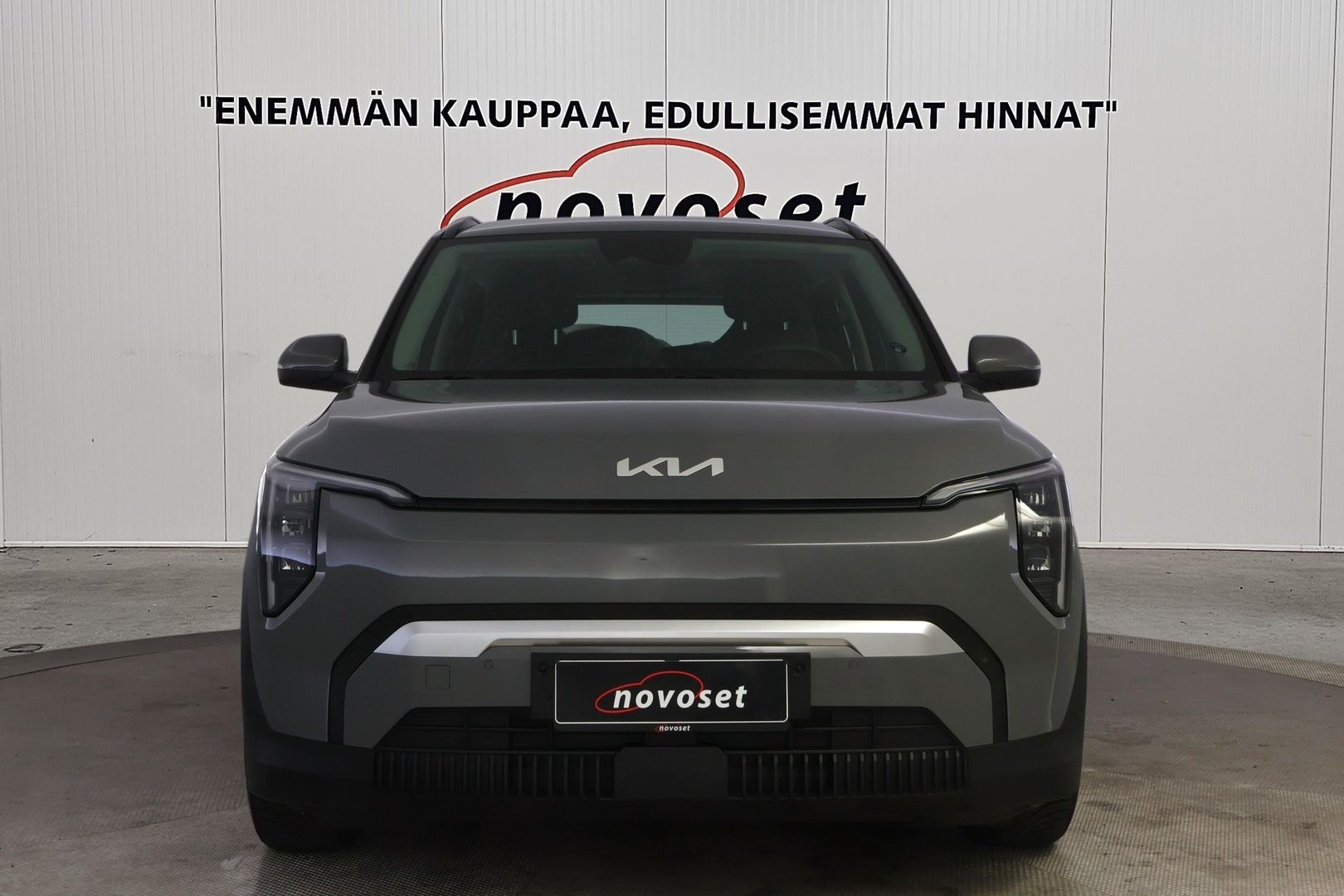 KIA EV3 6