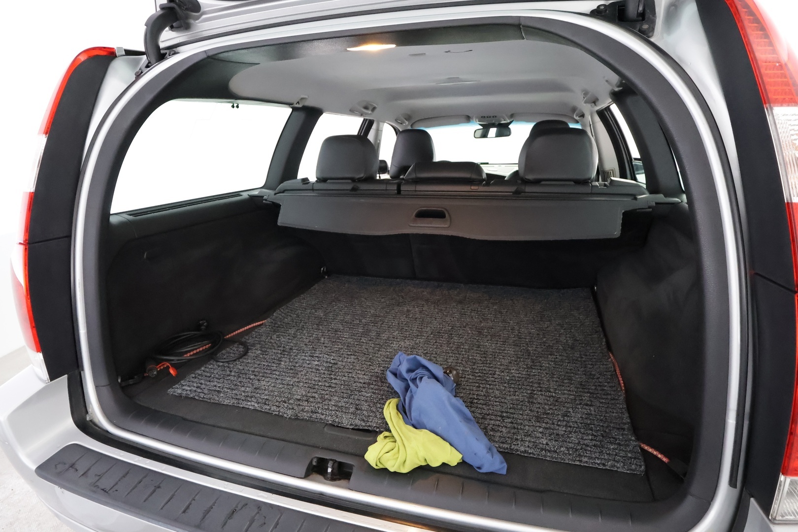 VOLVO V70 2006