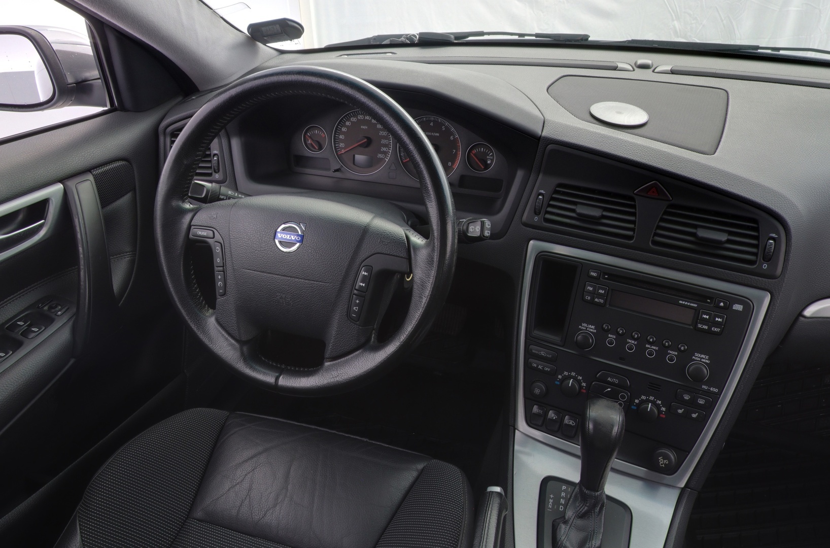 VOLVO V70 2006